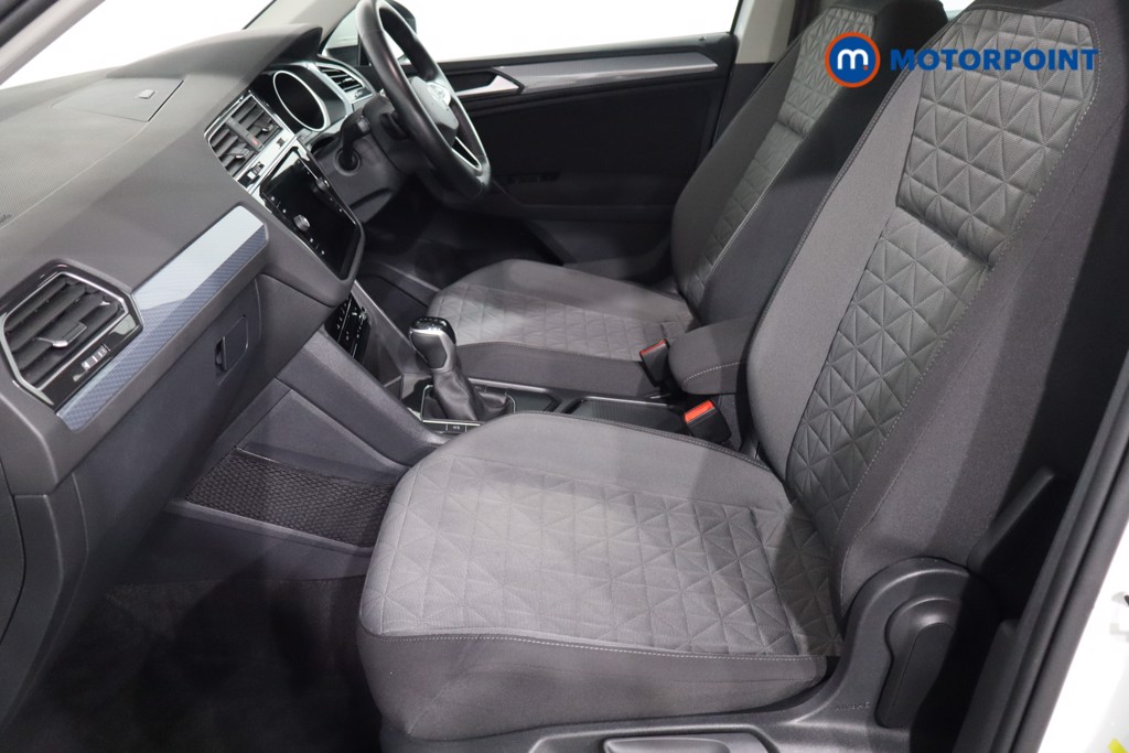 Volkswagen Tiguan Life Automatic Diesel SUV - Stock Number (1585176) - 4th supplementary image