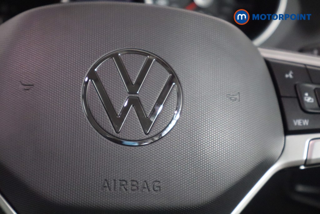 Volkswagen Tiguan Life Automatic Diesel SUV - Stock Number (1585176) - 17th supplementary image