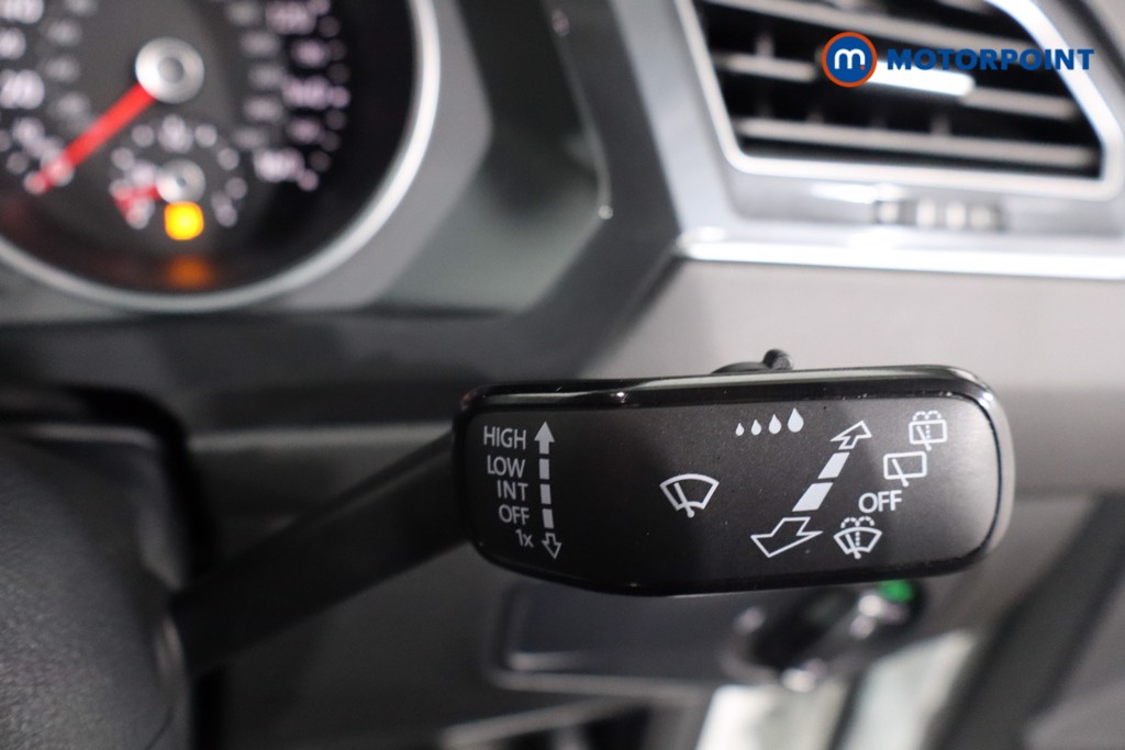 Volkswagen Tiguan Life Automatic Diesel SUV - Stock Number (1585176) - 18th supplementary image