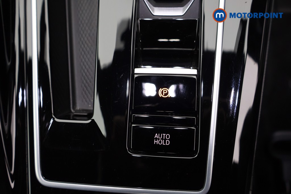 Volkswagen Golf GTE Automatic Petrol Plug-In Hybrid Hatchback - Stock Number (1585446) - 18th supplementary image