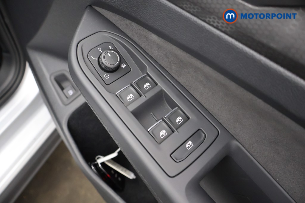 Volkswagen Golf GTE Automatic Petrol Plug-In Hybrid Hatchback - Stock Number (1585446) - 23rd supplementary image