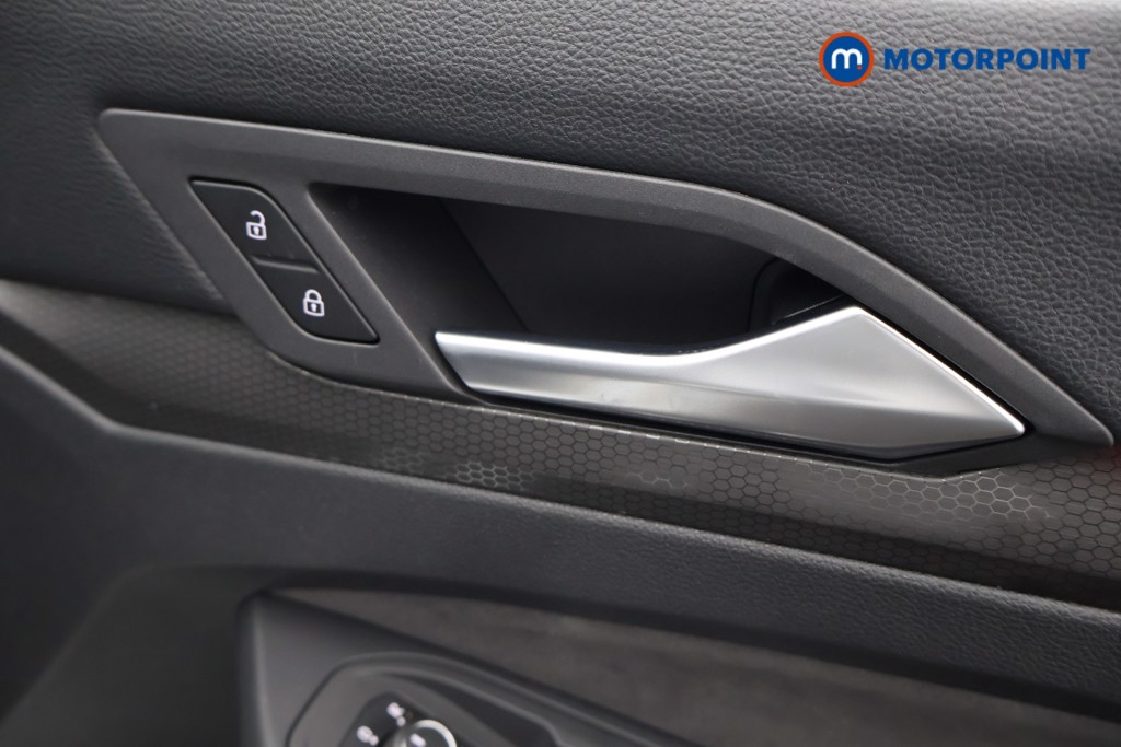 Volkswagen Golf GTE Automatic Petrol Plug-In Hybrid Hatchback - Stock Number (1585446) - 25th supplementary image