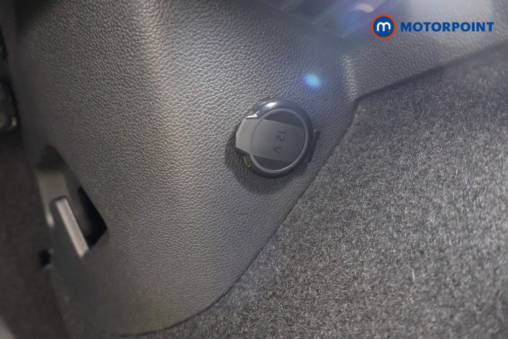 Volkswagen Golf GTE Automatic Petrol Plug-In Hybrid Hatchback - Stock Number (1585446) - 34th supplementary image