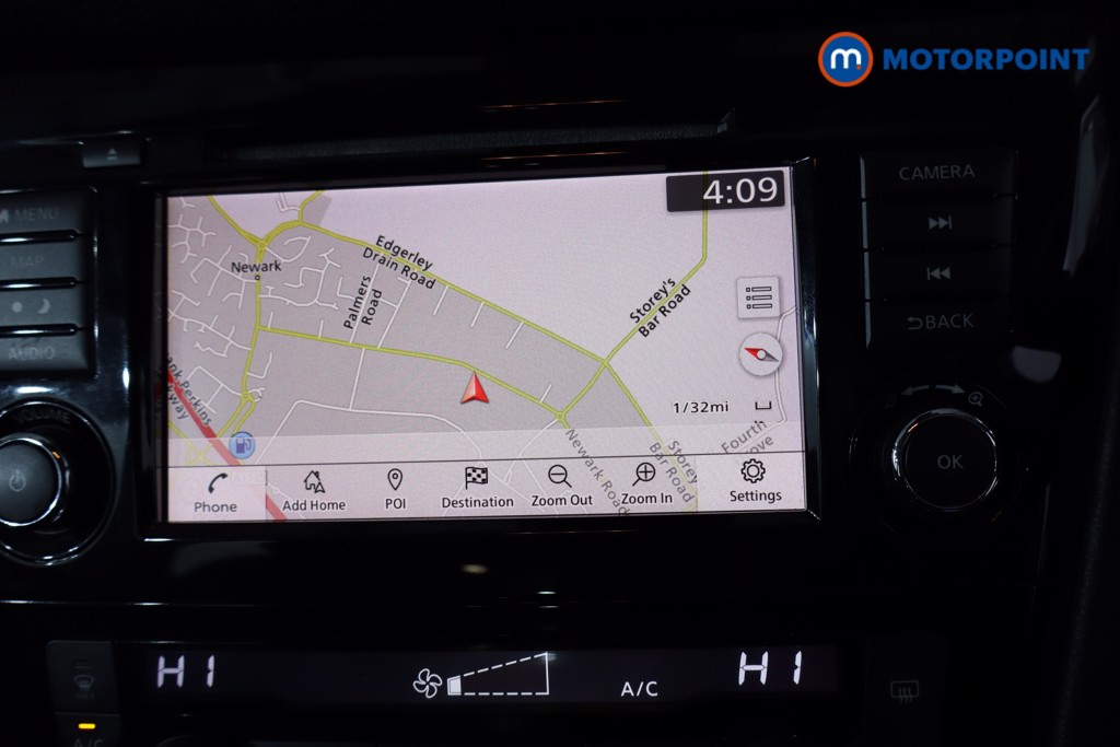 Nissan Qashqai Acenta Premium Manual Diesel SUV - Stock Number (1585628) - 2nd supplementary image