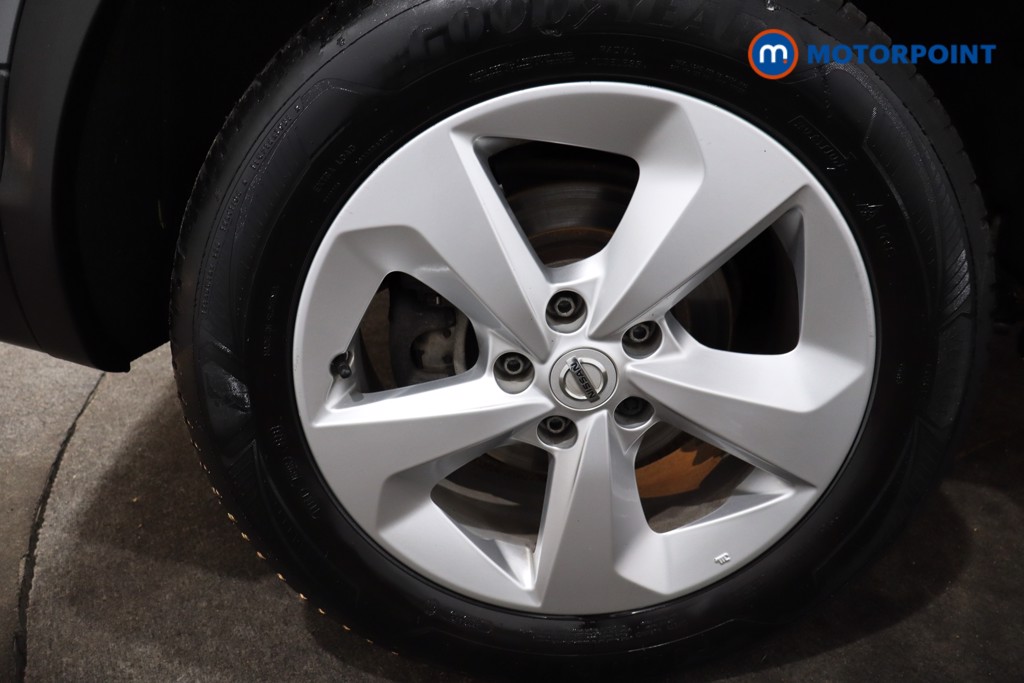 Nissan Qashqai Acenta Premium Manual Diesel SUV - Stock Number (1585628) - 9th supplementary image