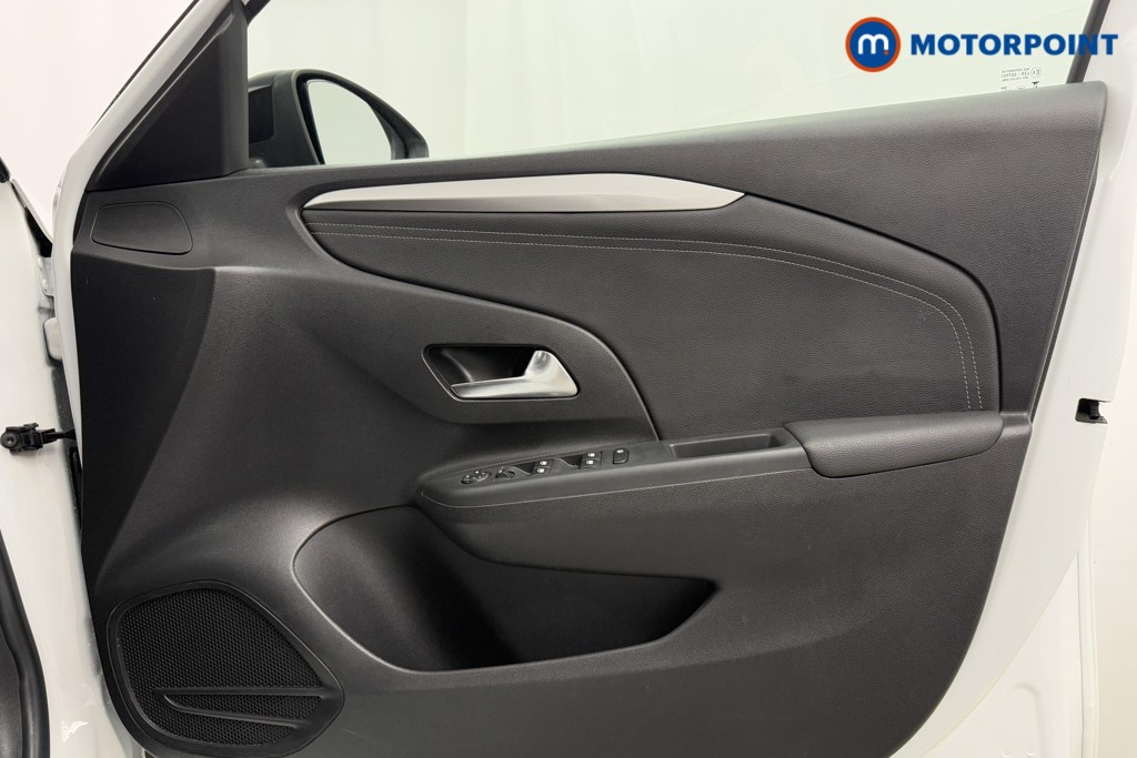 Vauxhall Corsa GS Manual Petrol Hatchback - Stock Number (1585809) - 17th supplementary image