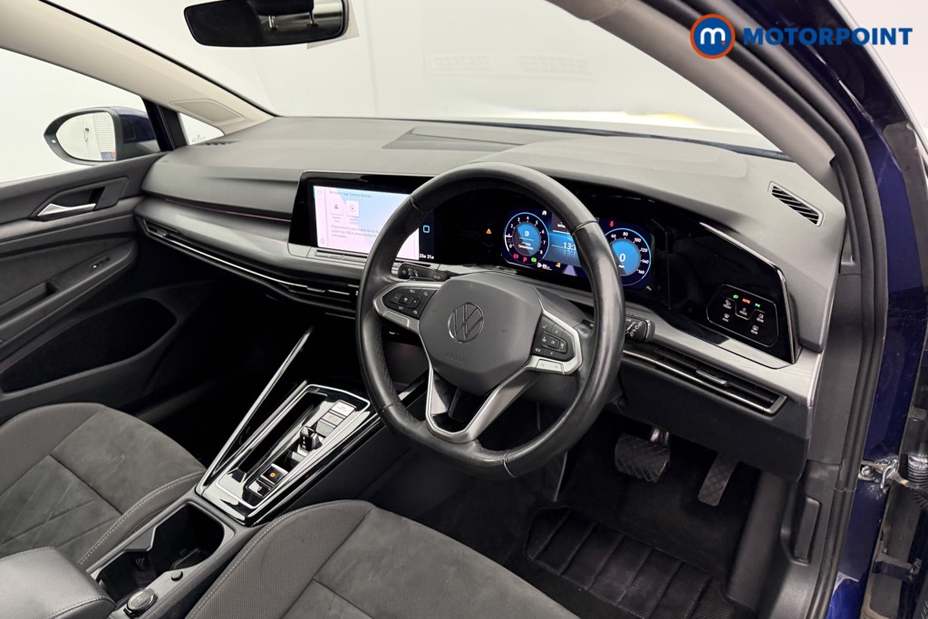 Volkswagen Golf Style Automatic Petrol Hatchback - Stock Number (1585939) - 4th supplementary image