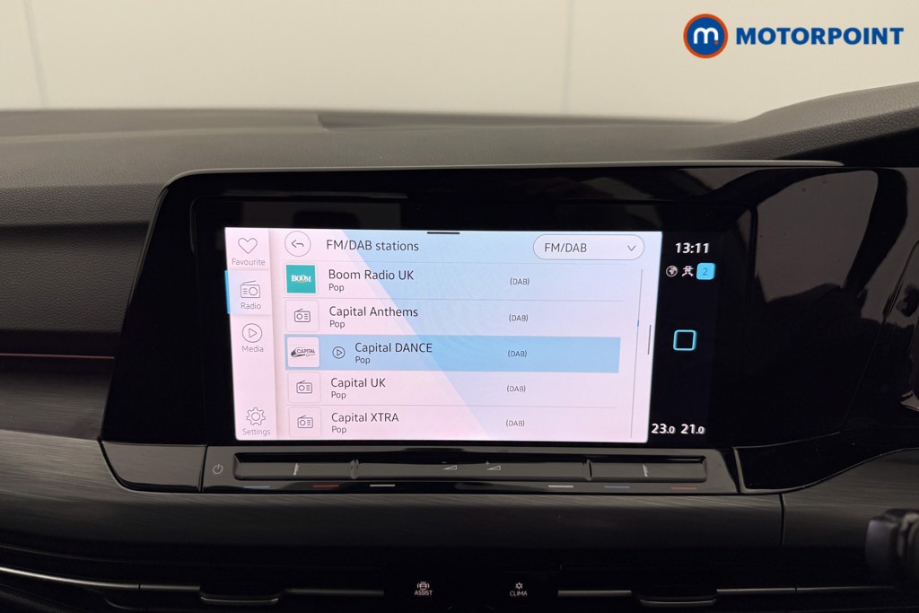 Volkswagen Golf Style Automatic Petrol Hatchback - Stock Number (1585939) - 6th supplementary image