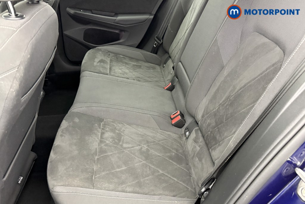 Volkswagen Golf Style Automatic Petrol Hatchback - Stock Number (1585939) - 22nd supplementary image