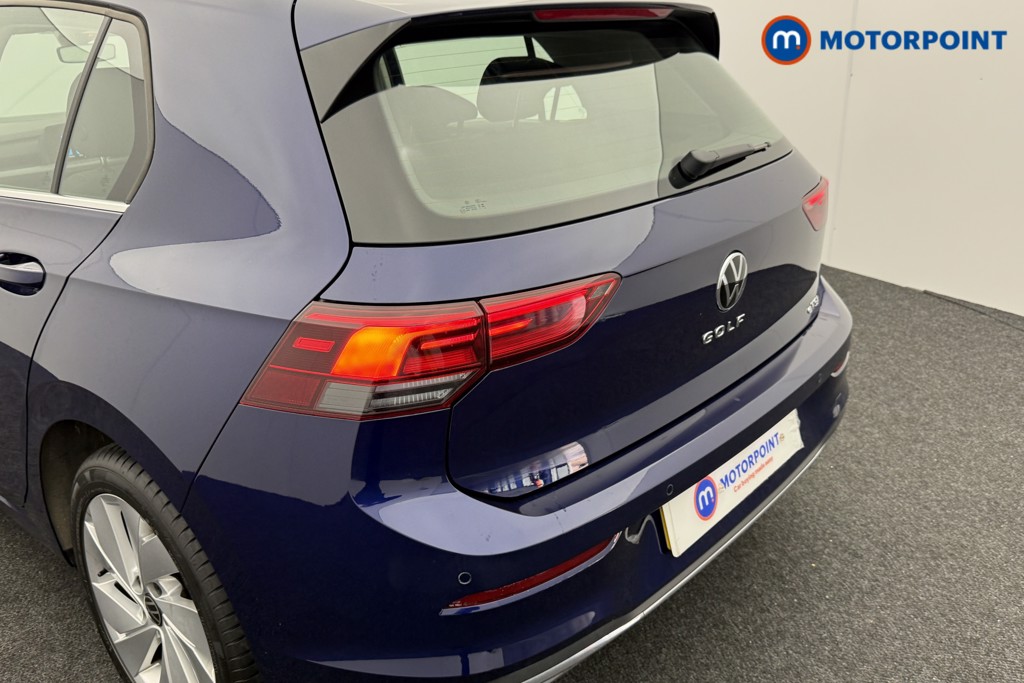 Volkswagen Golf Style Automatic Petrol Hatchback - Stock Number (1585939) - 25th supplementary image