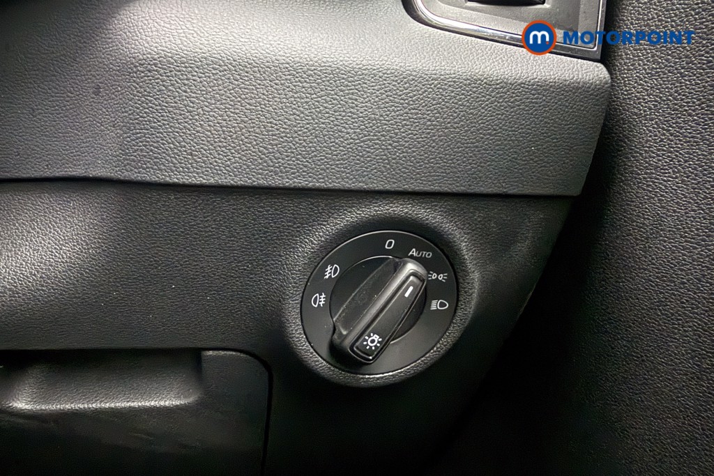 Skoda Karoq Se Drive Automatic Petrol SUV - Stock Number (1586478) - 17th supplementary image