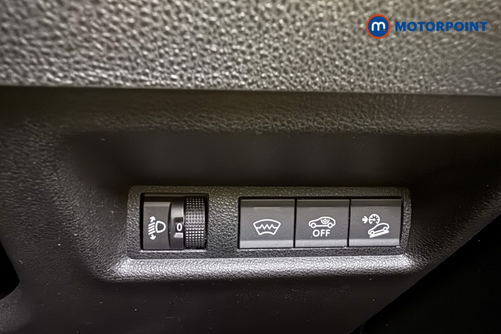 Jeep Avenger Summit Automatic Electric SUV - Stock Number (1586496) - 16th supplementary image