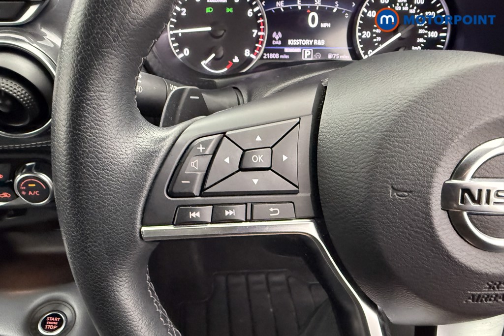 Nissan Juke Tekna Automatic Petrol SUV - Stock Number (1586498) - 13th supplementary image