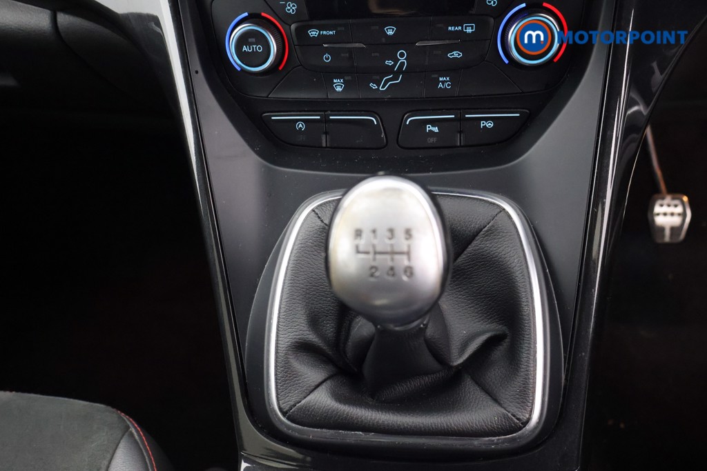 Ford Kuga St-Line Manual Petrol SUV - Stock Number (1586549) - 12th supplementary image