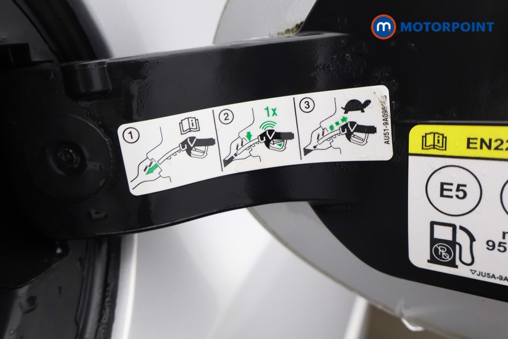 Ford Kuga St-Line Manual Petrol SUV - Stock Number (1586549) - 29th supplementary image