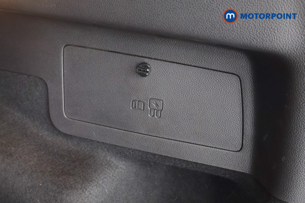 Ford Kuga St-Line Manual Petrol SUV - Stock Number (1586549) - 35th supplementary image