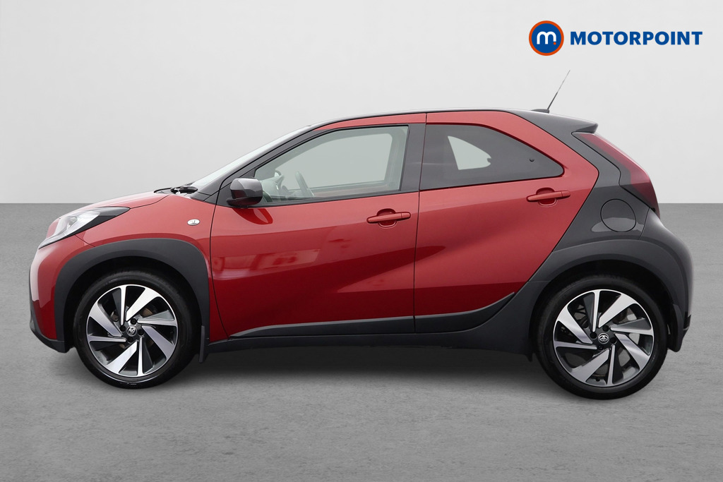 Toyota Aygo X Edge Manual Petrol Hatchback - Stock Number (1586684) - Passenger side