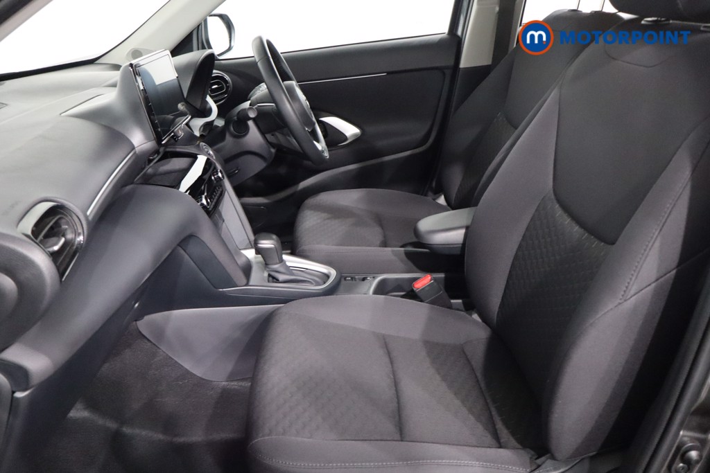 Toyota Yaris Cross Icon Automatic Petrol-Electric Hybrid Estate - Stock Number (1586697) - 4th supplementary image