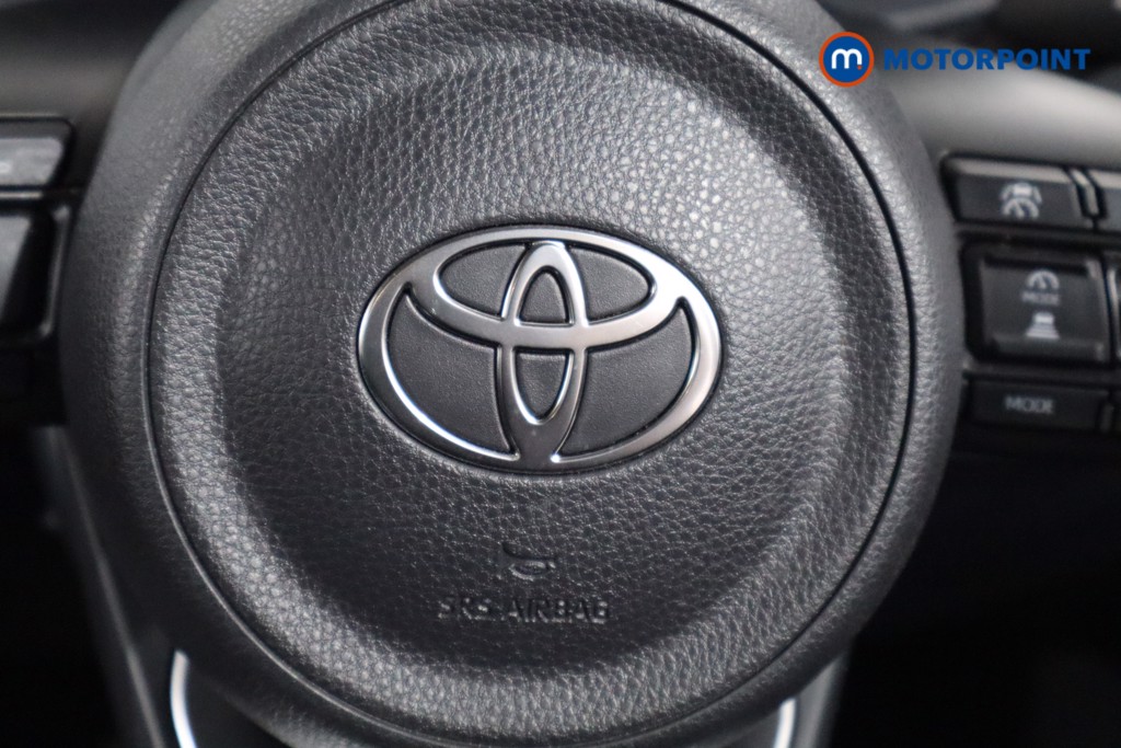 Toyota Yaris Cross Icon Automatic Petrol-Electric Hybrid Estate - Stock Number (1586697) - 17th supplementary image