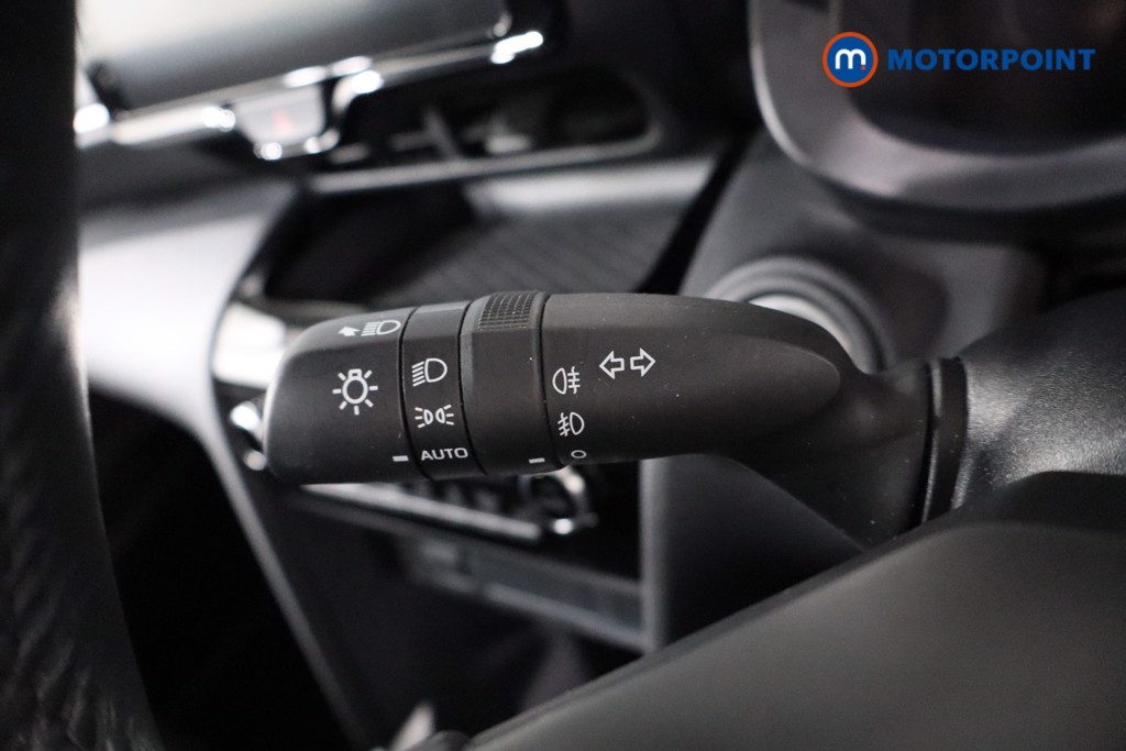 Toyota Yaris Cross Icon Automatic Petrol-Electric Hybrid Estate - Stock Number (1586697) - 19th supplementary image