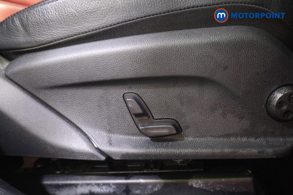 Mercedes-Benz GLC Amg Line Automatic Petrol SUV - Stock Number (1586736) - 16th supplementary image