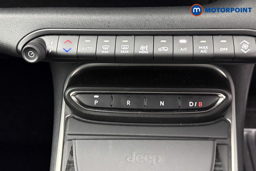 Jeep Avenger Summit Automatic Electric SUV - Stock Number (1587004) - 9th supplementary image