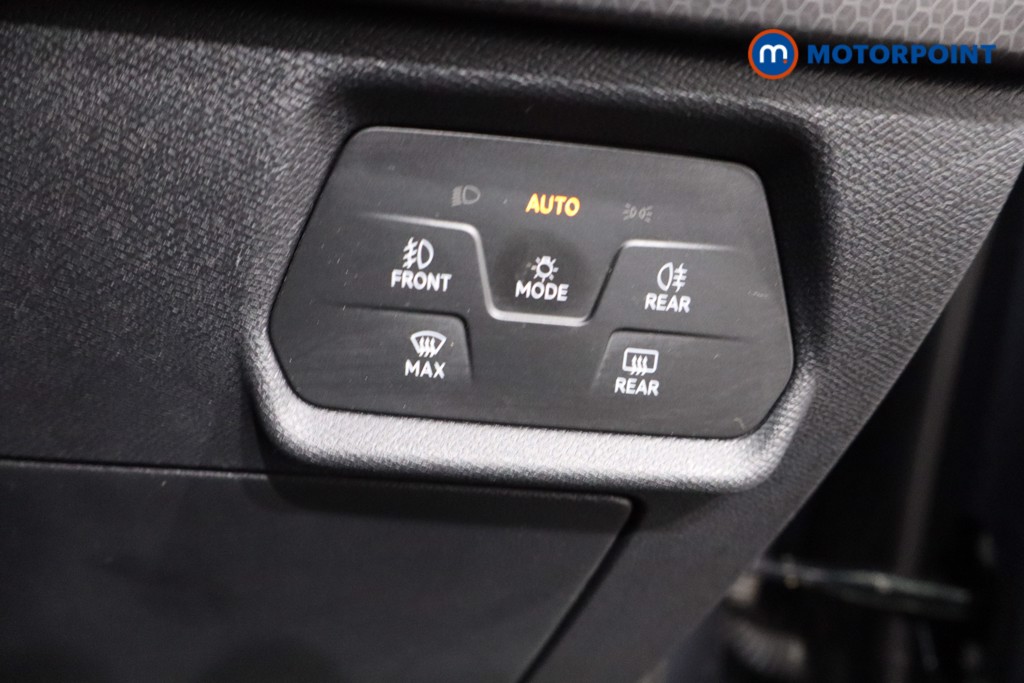 Seat Leon SE Manual Petrol Estate - Stock Number (1587311) - 18th supplementary image