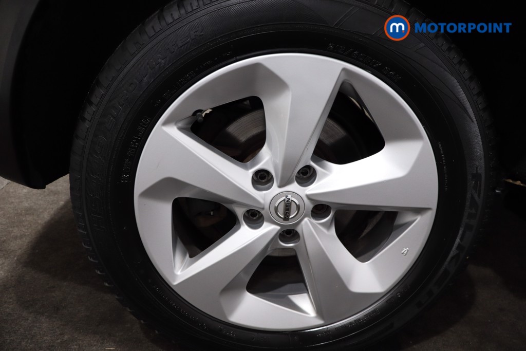 Nissan Qashqai Acenta Premium Manual Diesel SUV - Stock Number (1587333) - 9th supplementary image