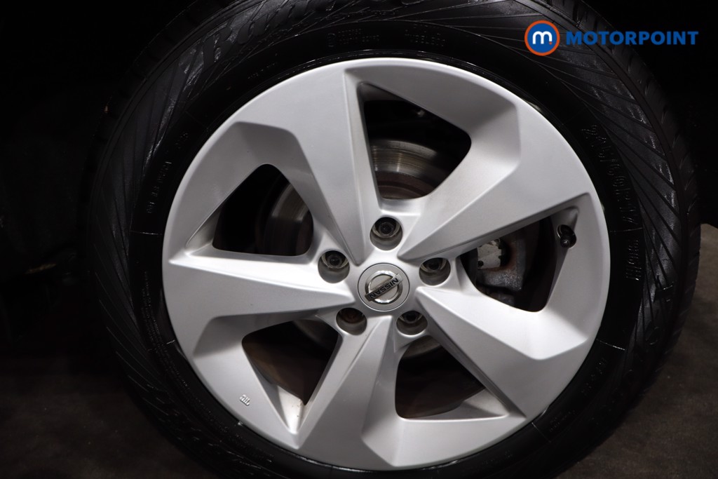 Nissan Qashqai Acenta Premium Manual Diesel SUV - Stock Number (1587333) - 12th supplementary image