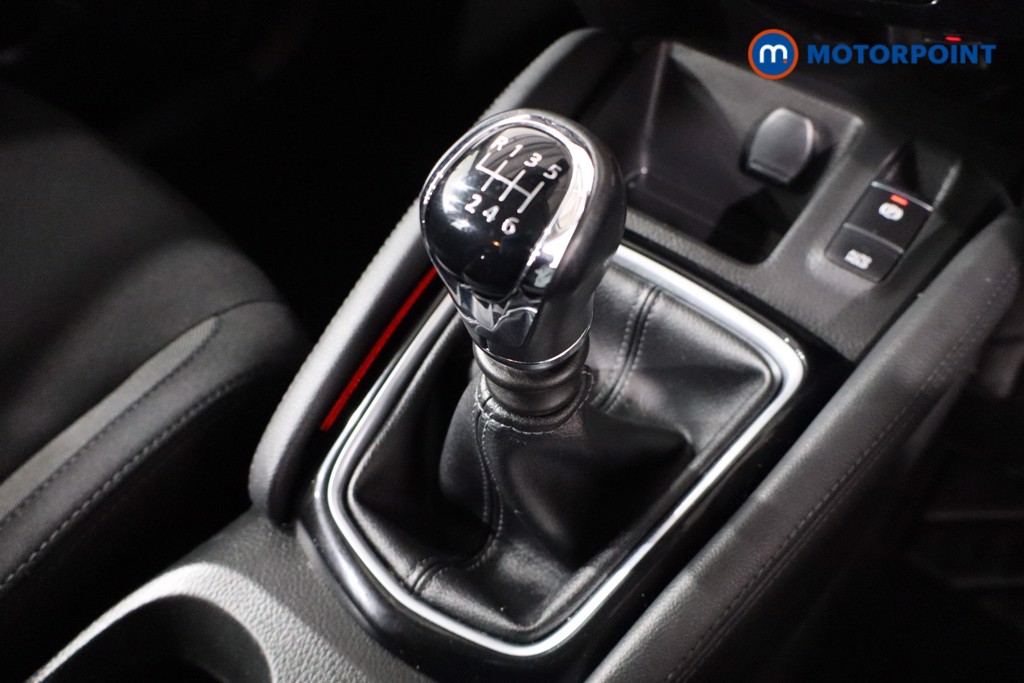 Nissan Qashqai Acenta Premium Manual Diesel SUV - Stock Number (1587333) - 14th supplementary image