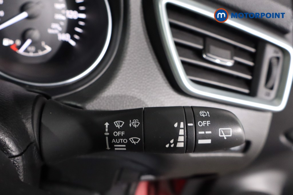 Nissan Qashqai Acenta Premium Manual Diesel SUV - Stock Number (1587333) - 18th supplementary image