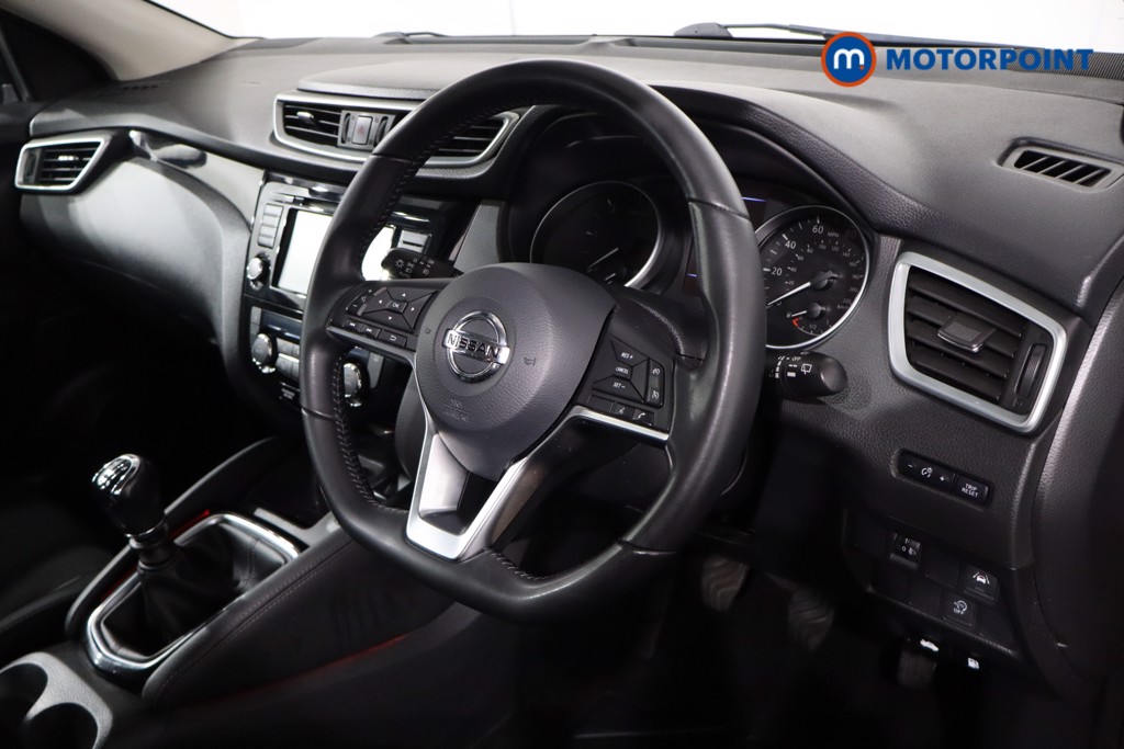 Nissan Qashqai Acenta Premium Manual Diesel SUV - Stock Number (1587333) - 22nd supplementary image