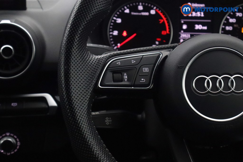 Audi Q2 Black Edition Automatic Petrol SUV - Stock Number (1587349) - 7th supplementary image