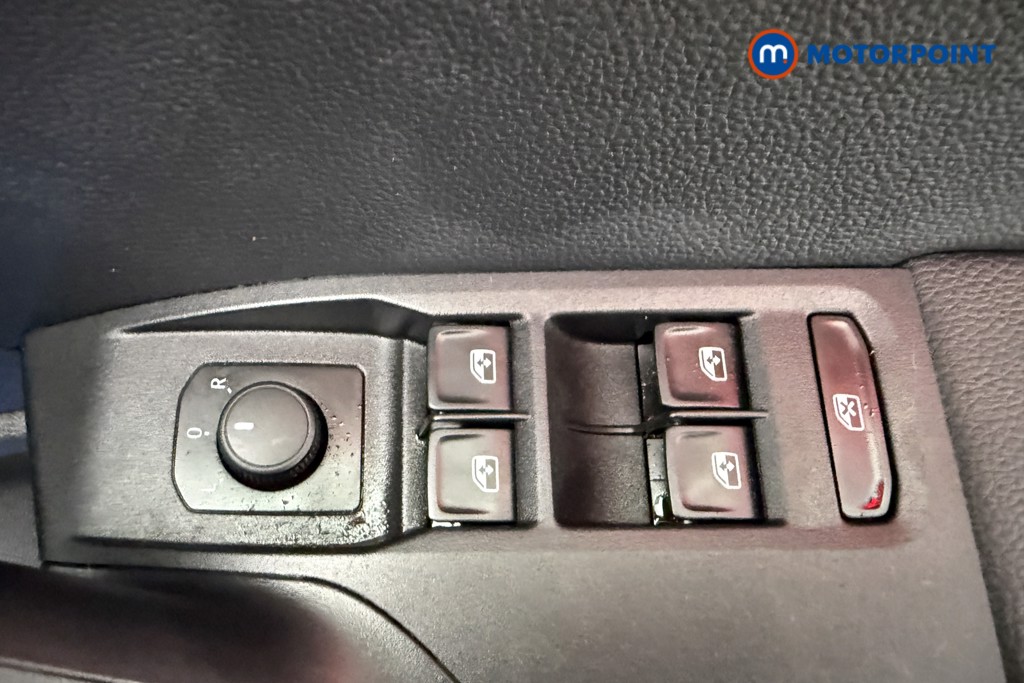 Seat Arona Fr Edition Manual Petrol SUV - Stock Number (1587359) - 18th supplementary image