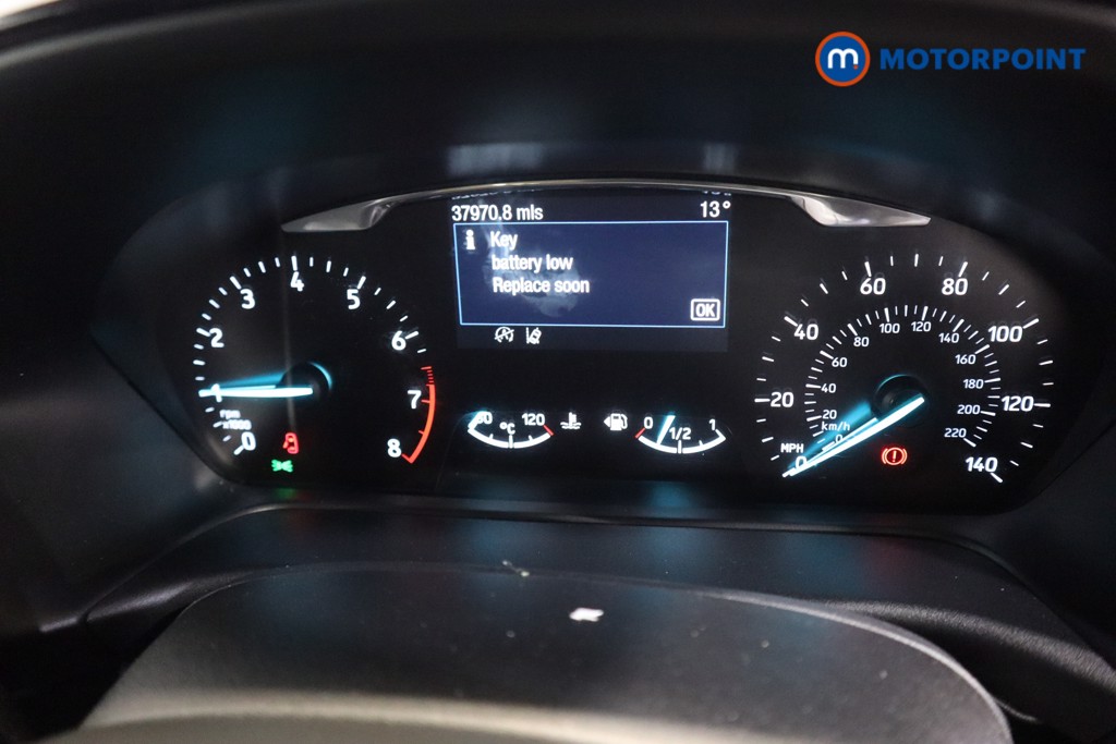 Ford Fiesta Zetec Manual Petrol Hatchback - Stock Number (1587398) - 4th supplementary image