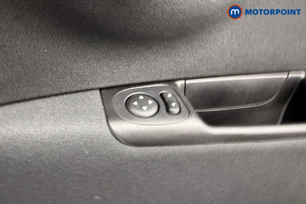 Fiat 500 Lounge Manual Petrol Hatchback - Stock Number (1587501) - 10th supplementary image