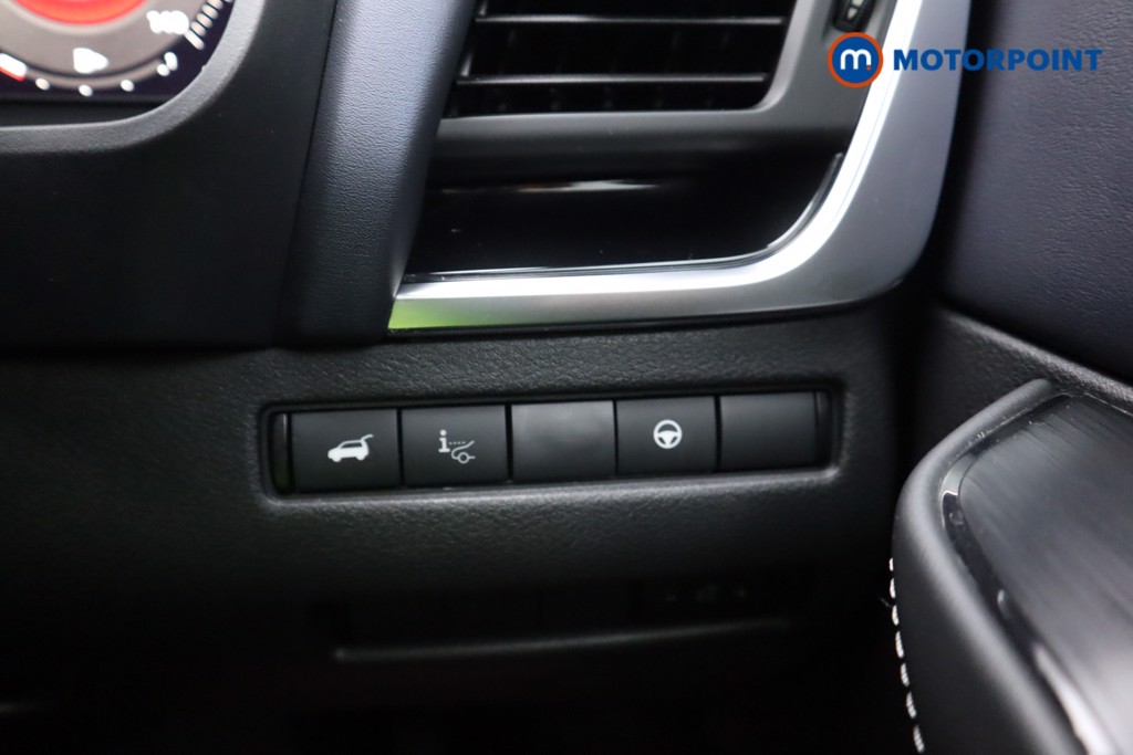 Nissan Qashqai Tekna Automatic Petrol-Electric Hybrid SUV - Stock Number (1587694) - 8th supplementary image