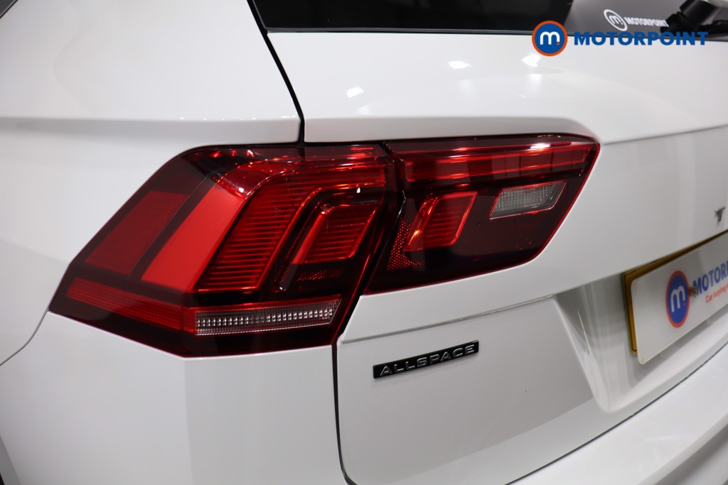 Volkswagen Tiguan Allspace Life Automatic Petrol SUV - Stock Number (1587835) - 34th supplementary image