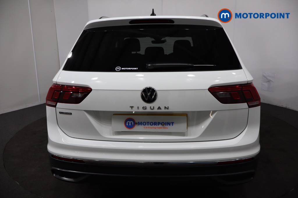 Volkswagen Tiguan Allspace Life Automatic Petrol SUV - Stock Number (1587835) - 39th supplementary image