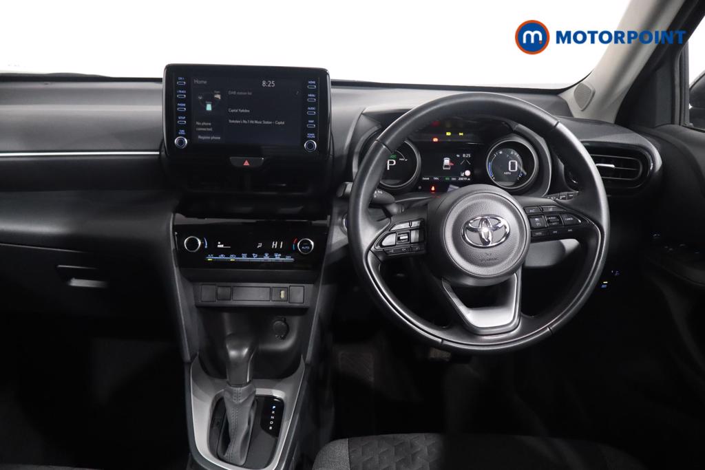 Toyota Yaris Cross Icon Automatic Petrol-Electric Hybrid Estate - Stock Number (1588004) - 1st supplementary image
