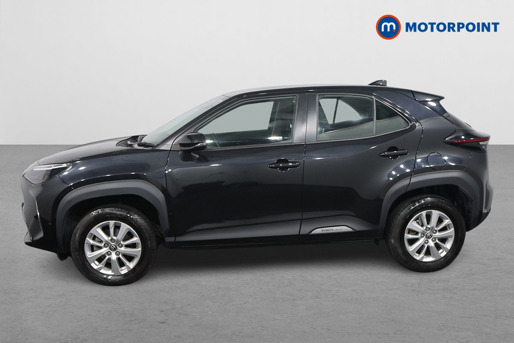 Toyota Yaris Cross Icon Automatic Petrol-Electric Hybrid Estate - Stock Number (1588004) - Passenger side