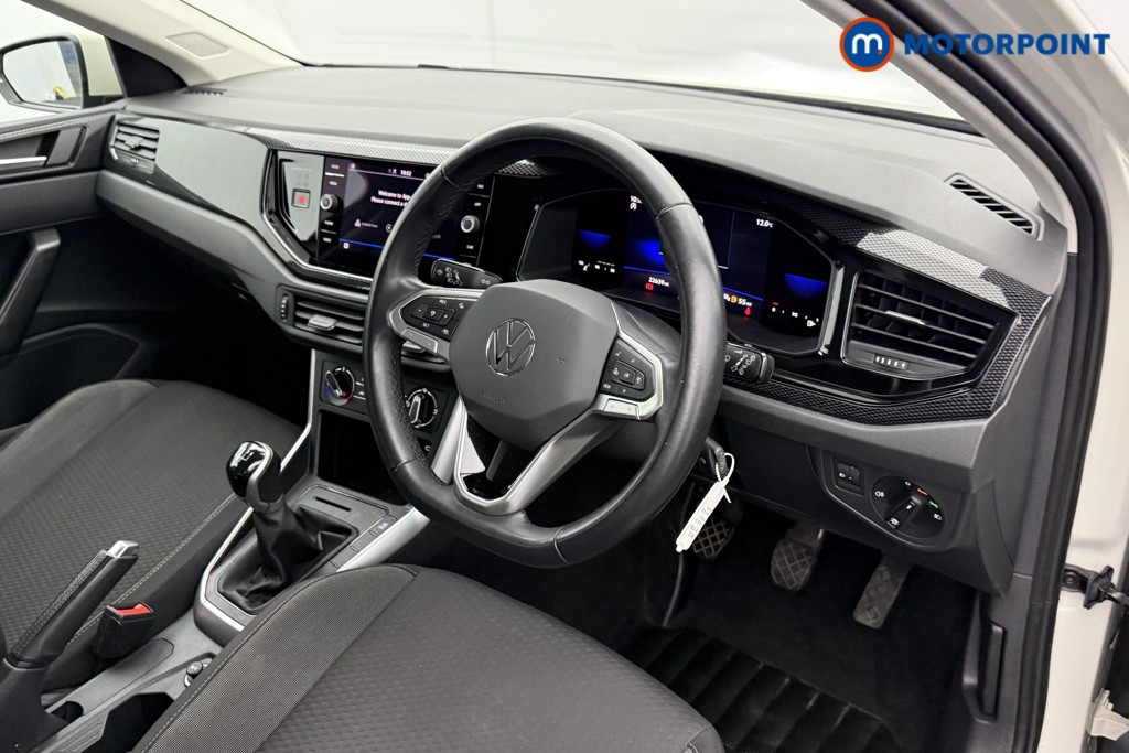 Volkswagen Polo Life Manual Petrol Hatchback - Stock Number (1588103) - 4th supplementary image