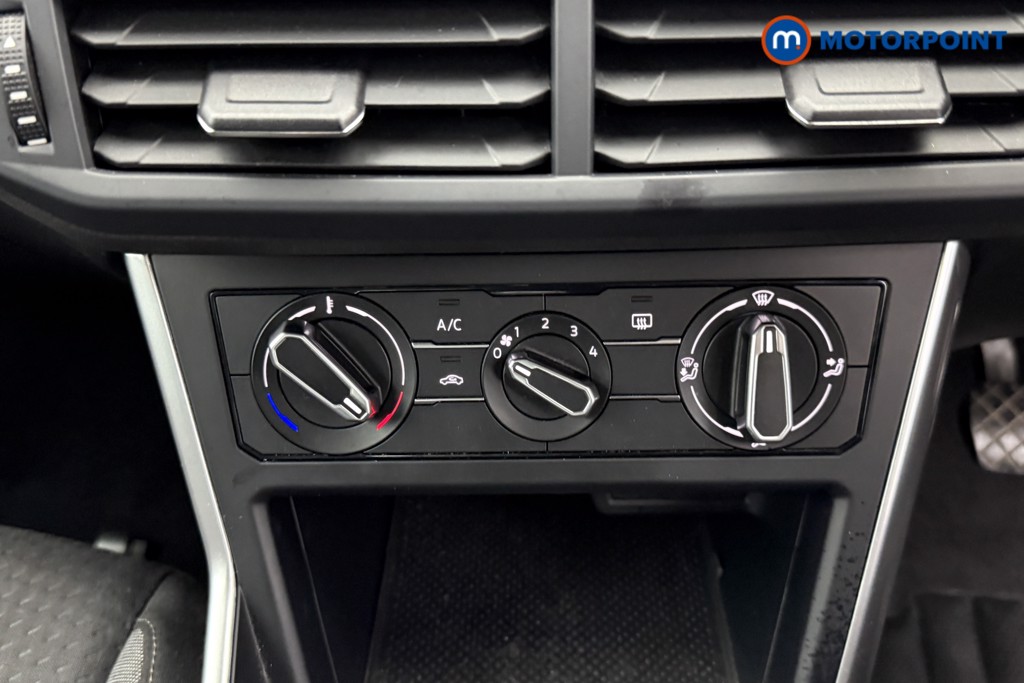 Volkswagen Polo Life Manual Petrol Hatchback - Stock Number (1588103) - 12th supplementary image