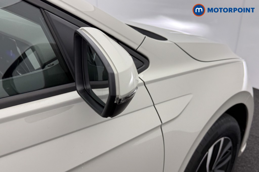 Volkswagen Polo Life Manual Petrol Hatchback - Stock Number (1588103) - 19th supplementary image