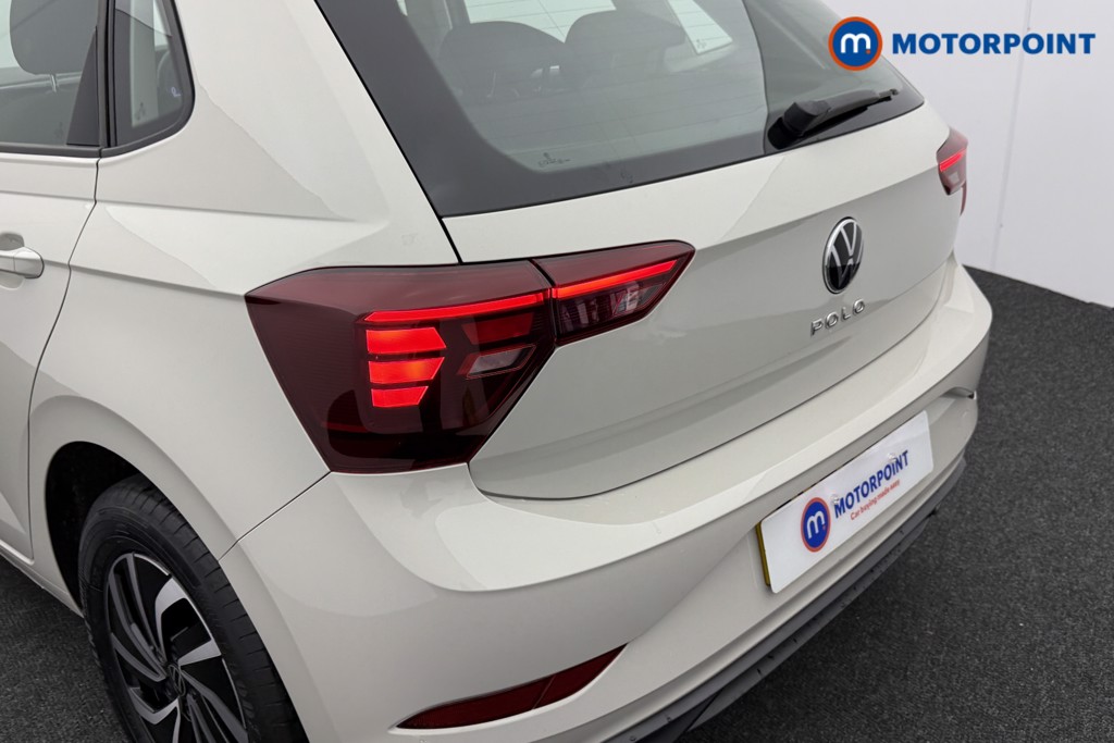 Volkswagen Polo Life Manual Petrol Hatchback - Stock Number (1588103) - 25th supplementary image