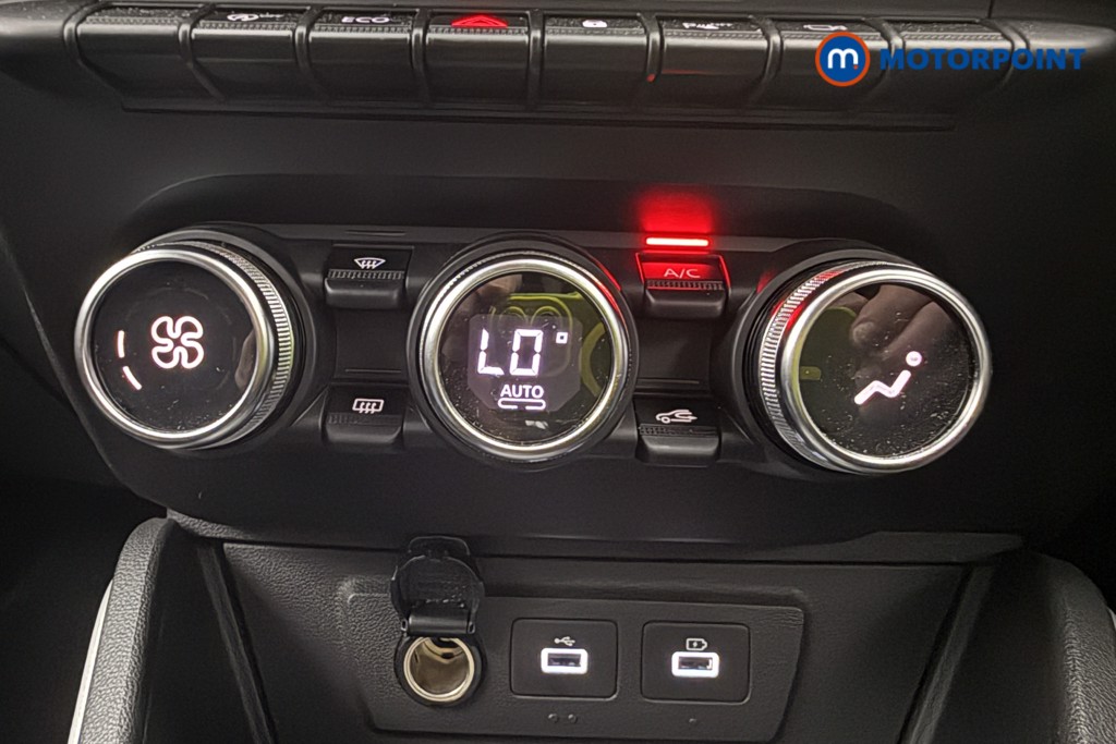 Dacia Duster Extreme Se Manual Petrol SUV - Stock Number (1588122) - 16th supplementary image