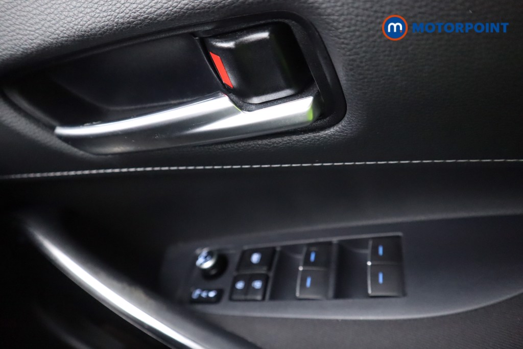 Toyota Corolla Gr Sport Automatic Petrol-Electric Hybrid Estate - Stock Number (1588176) - 9th supplementary image