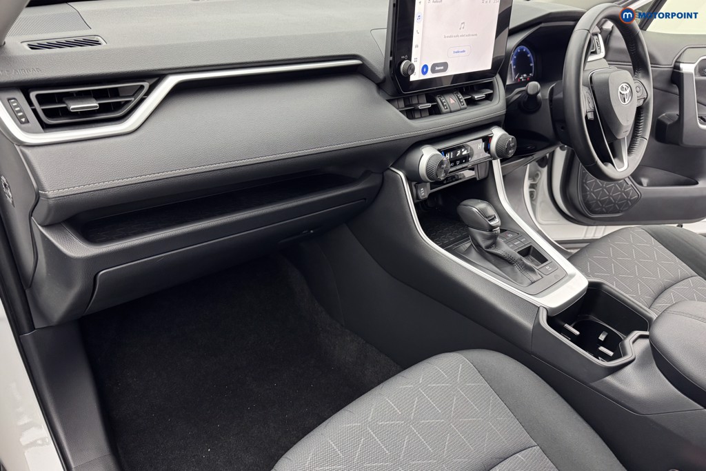 Toyota Rav4 Design Automatic Petrol-Electric Hybrid SUV - Stock Number (1565835) - 8th supplementary image