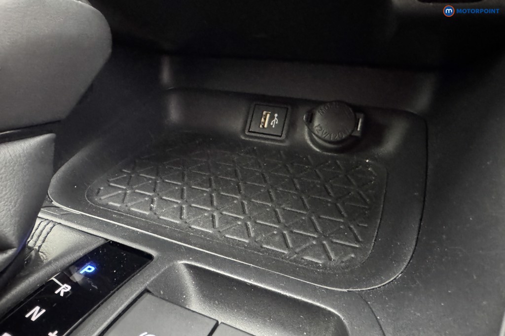 Toyota Rav4 Design Automatic Petrol-Electric Hybrid SUV - Stock Number (1565835) - 16th supplementary image