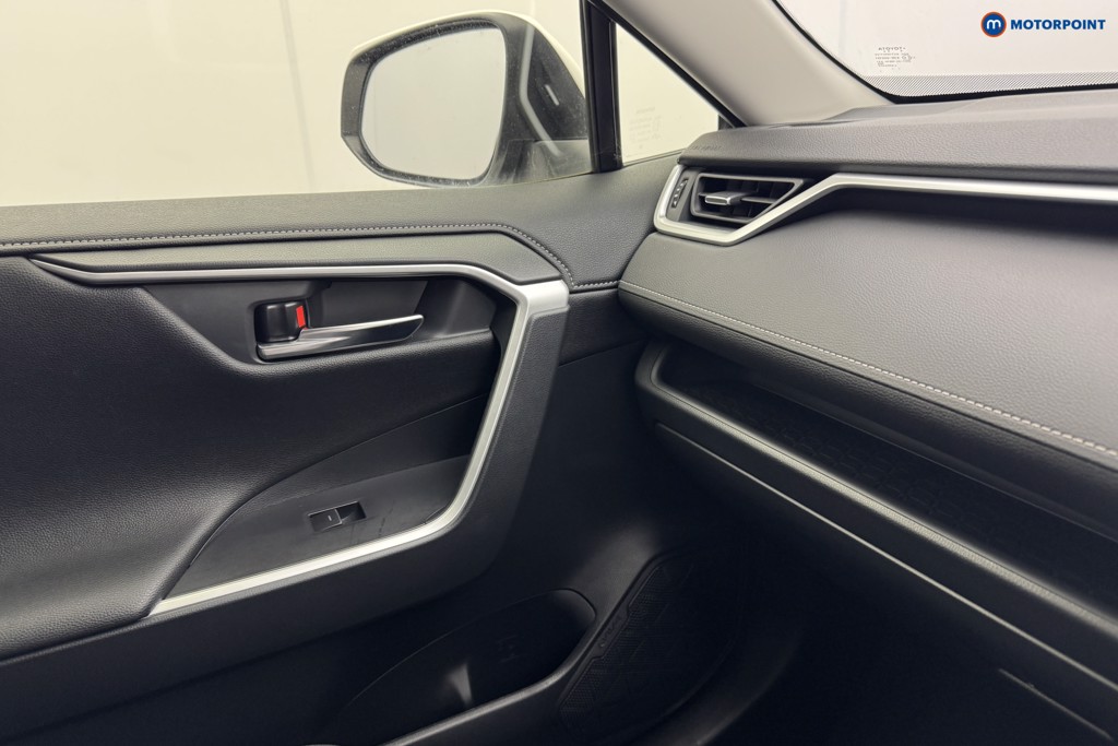 Toyota Rav4 Design Automatic Petrol-Electric Hybrid SUV - Stock Number (1565835) - 18th supplementary image